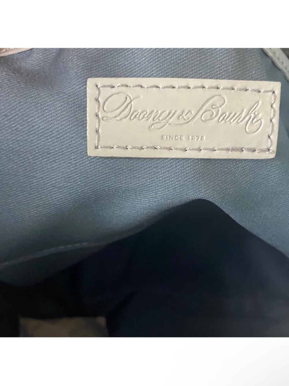 Dooney & Bourke NWT Beacon Patent leather tote, with Dusty registration card - Picture 9 of 15